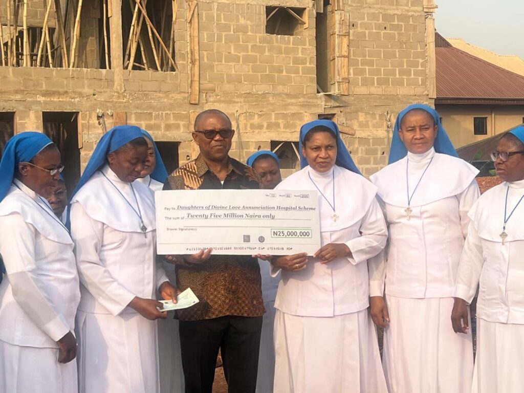 Peter Obi presents ₦25 million cheque to the Daughters of Divine Love, DDL in Emene, Enugu, to support their proposed College of Nursing project