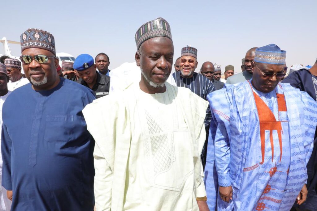 Governor Radda Loses Mother: Photos – Atiku leads delegation to Katsina on condolence visit