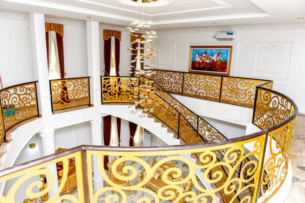 Rivers State: Governor Fubara fulfils promise to build 'befitting' Palace for people of Akpor Kingdom