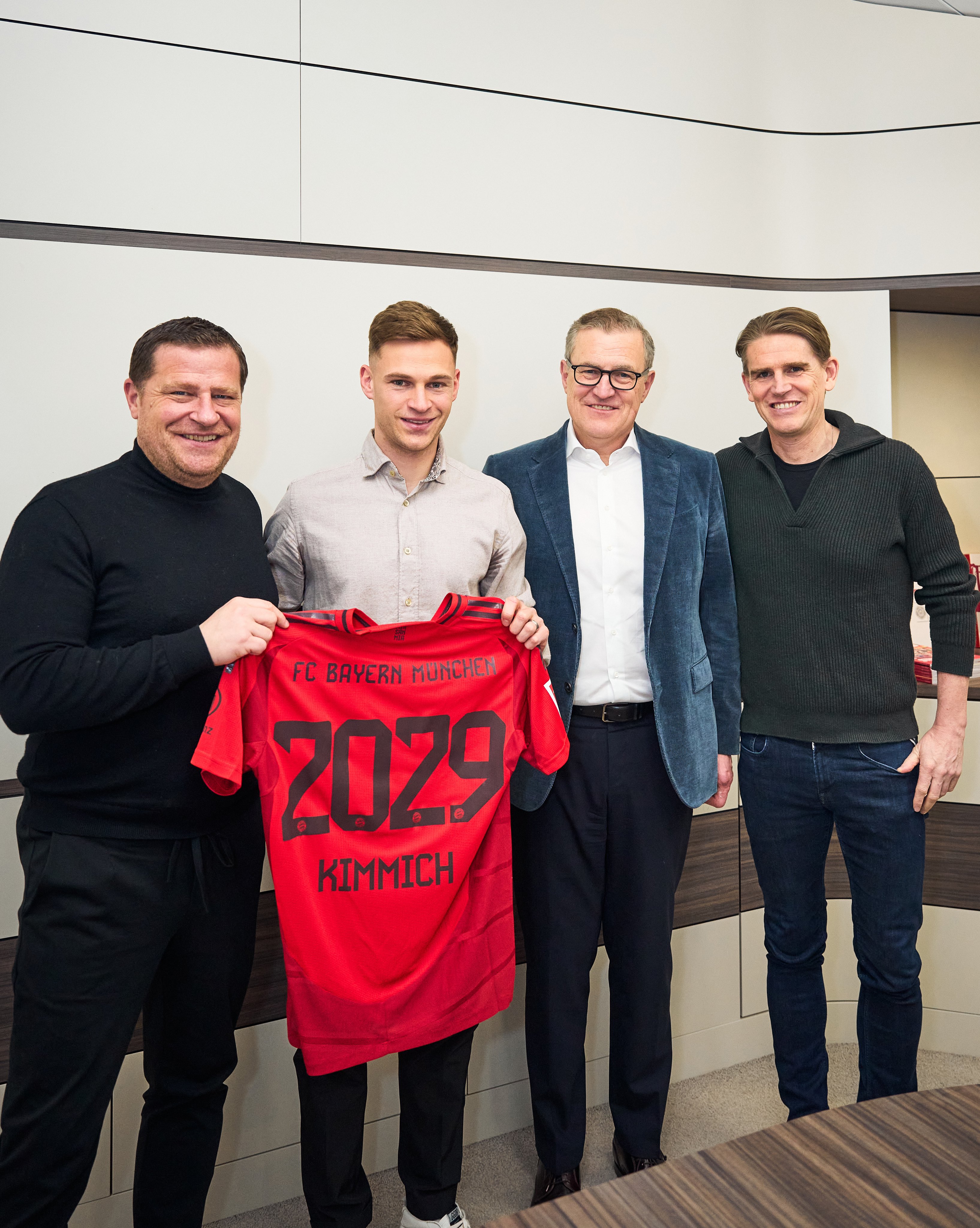 Bayern Munich: ‘Kimmich’s determination and commitment embody what FC Bayern stand for’ – CEO Dreesen