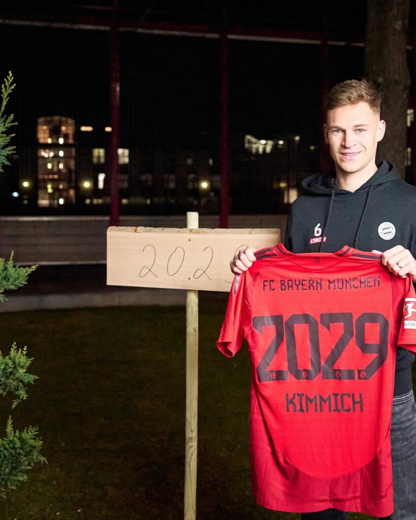 Official: Davies, Musiala, Kimmich and Neuer extend contract with Bayern Munich