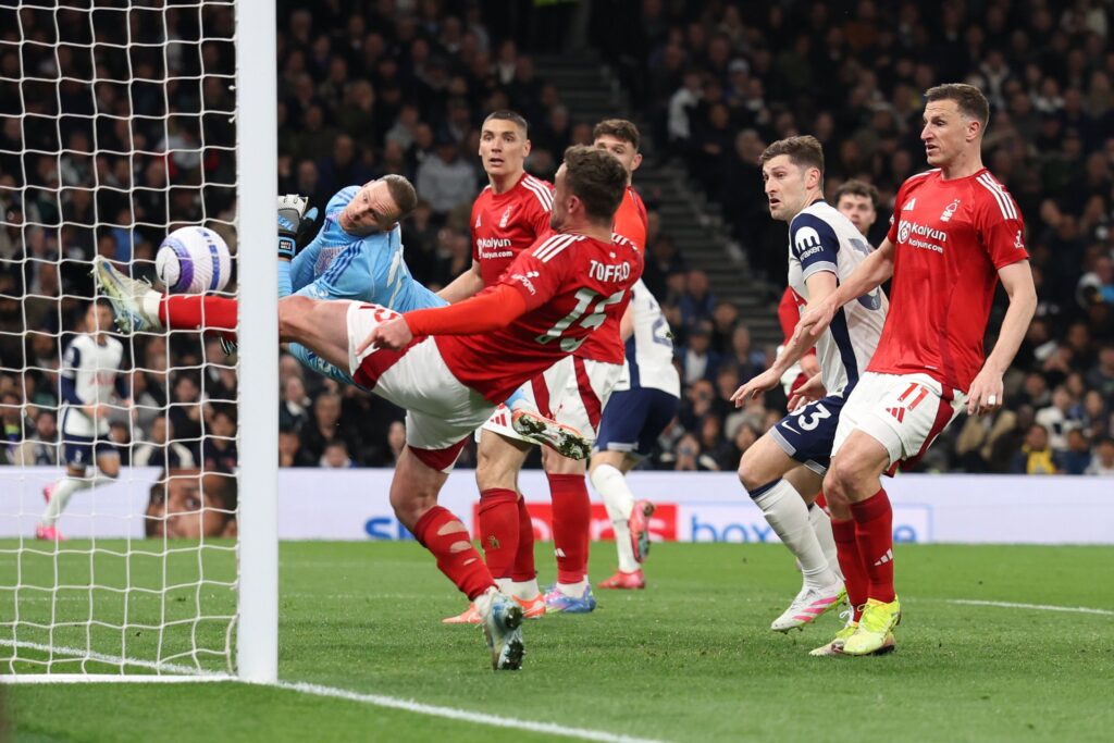 Premier League 2024/25: Tottenham 1-2 Nottingham Forest – Tricky Trees boost Champions League hopes with away win