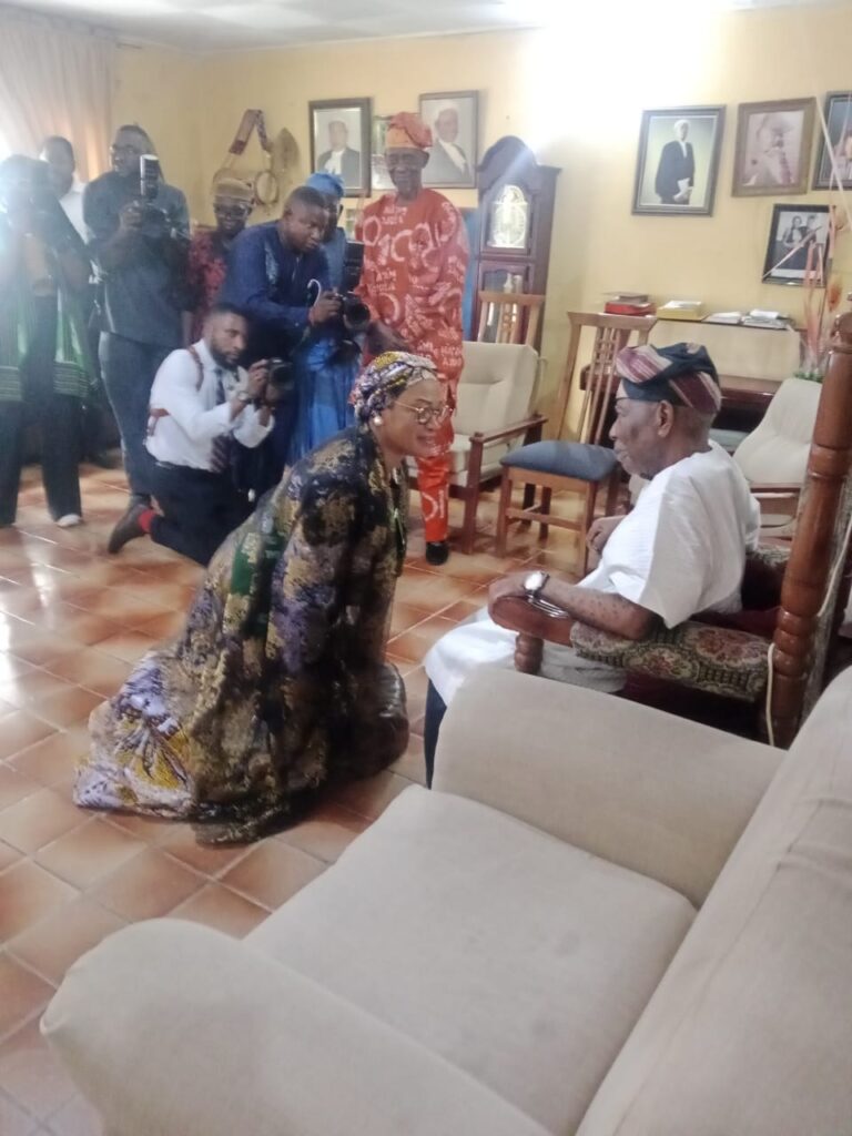 ‘First Lady Oluremi Tinubu is humility personified’ – Sunday Dare