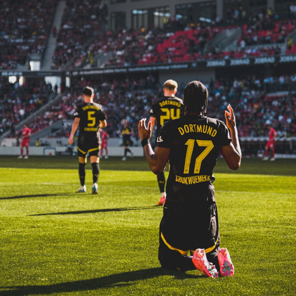 Bundesliga 2024/25: Freiburg 1-4 Dortmund – Adeyemi, Chukwuemeka goals renew Black and Yellow top four hopes