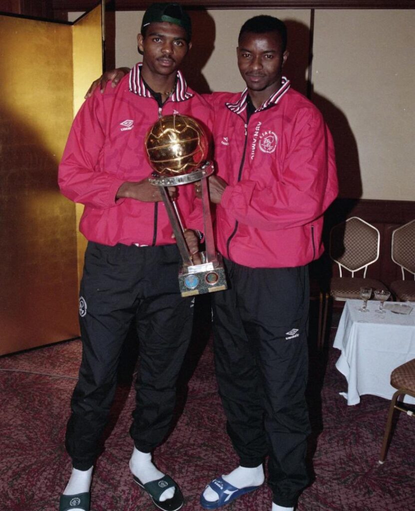 Old photo of Finidi George and ‘great’ Kanu Nwankwo with Intercontinental Trophy