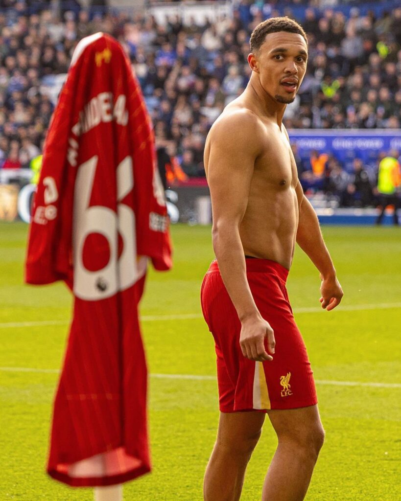 Premier League 2024/25: Leicester 0-1 Liverpool - Photos of Trent Alexander-Arnold's wild celebration after scoring winner