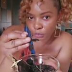 Video: ‘When life gives you lemons, make angry ogbono soup’ – Yemi Alade