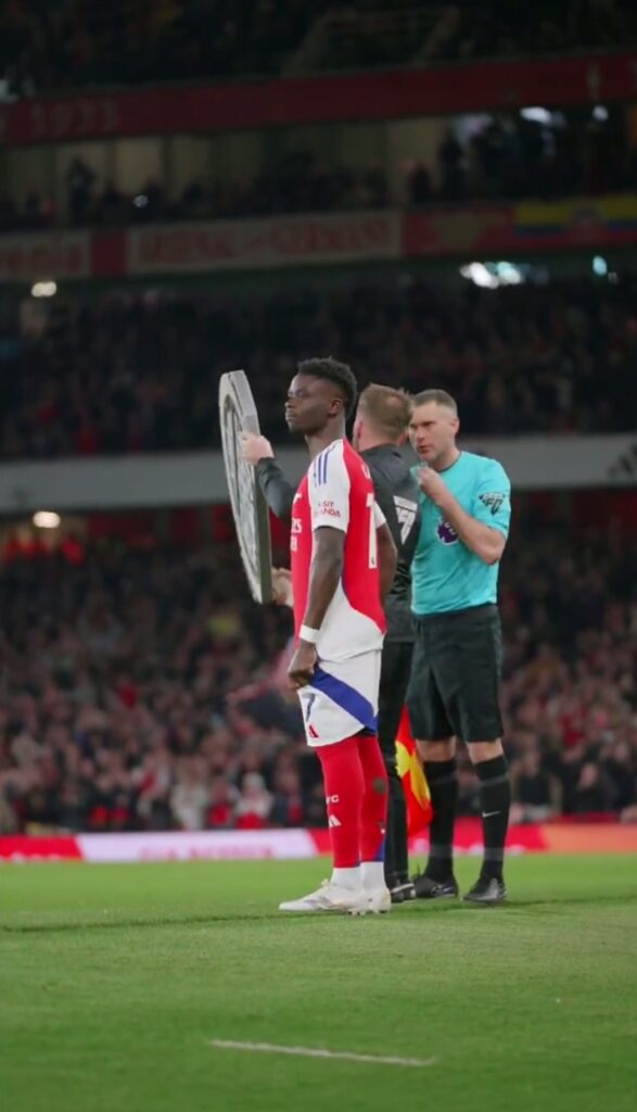 Premier League 2024/25: Arsenal 2-1 Fulham – ‘Listen to that noise’ from fans as Saka plays his first after 101 days missing in action