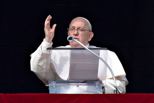 Pope Francis Passes At 88: Mortal remains of Holy See carried into the Vatican Basilica