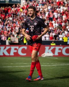 Bundesliga 2024/25: Hoffenheim 0-4 Bayern Munich - 'There's no better feeling' - Müller