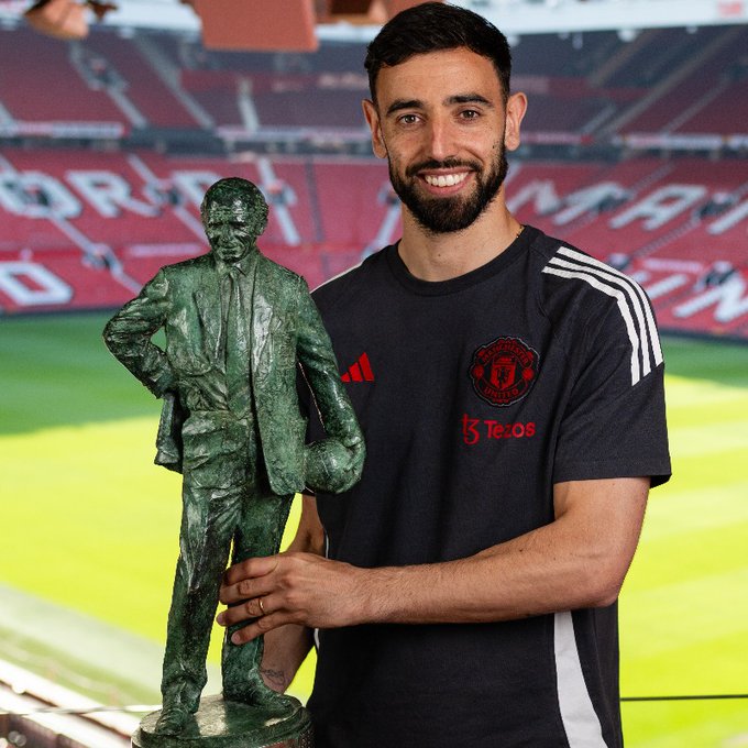 Manchester United: Bruno Fernandes wins Player Of The Year