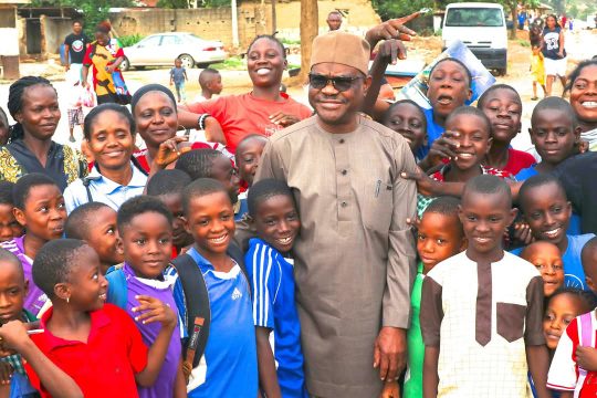 Abuja: Photos - Wike happy as Primary School pupils greet him as he inspects Bridge project