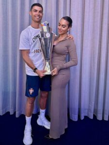 Uefa Nations League 2024/25: Portugal 2(5)-(3)2 Spain - C. Ronaldo and partner, Rodriguez, celebrate victory