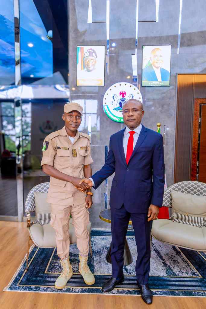 NOA commends Nigeria Immigration Officer, Ogochukwu, for ‘bravely’ rejecting ₦10m bribe from r*tualist