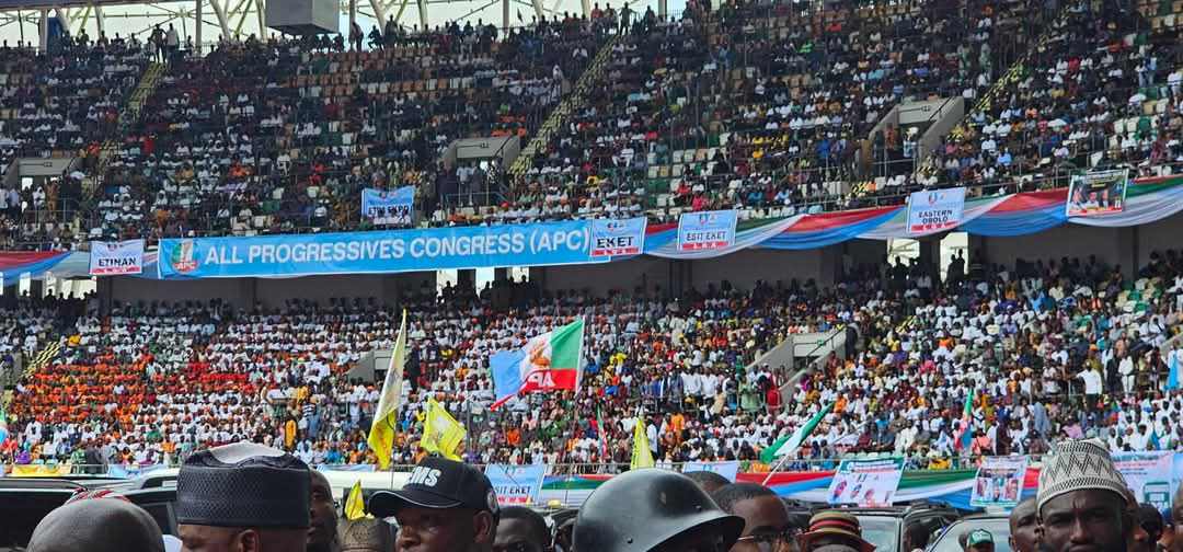 Photos: Ganduje, Shettima, Governors, NASS members received Governor Eno into APC fold