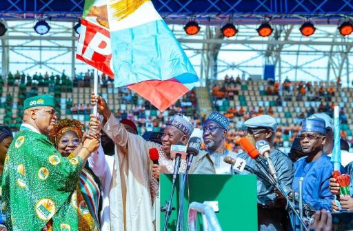 Photos: Ganduje, Shettima, Governors, NASS members receive Governor Eno into APC fold