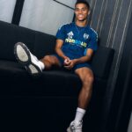 Official: Josh King signs new long-term contract with Fulham