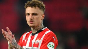 Official: SSC Napoli signs PSV forward Nao Lang on a permanent deal