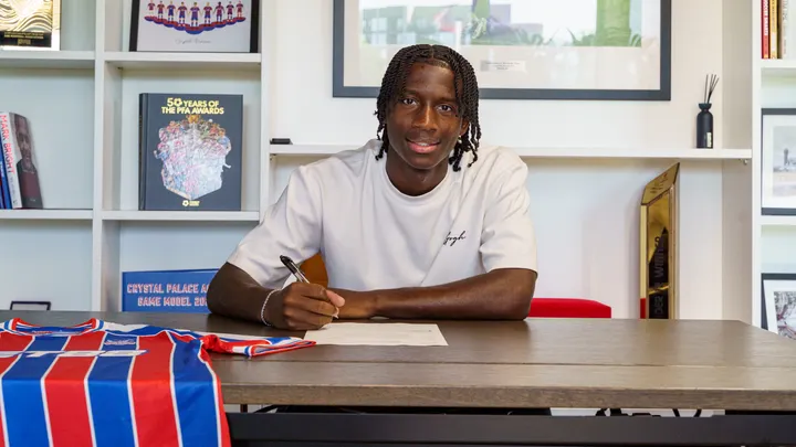 Official: Kai-Reece Adams-Collman signs professional contract with Crystal Palace