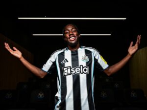 Official: Anthony Elanga signs for Newcastle United