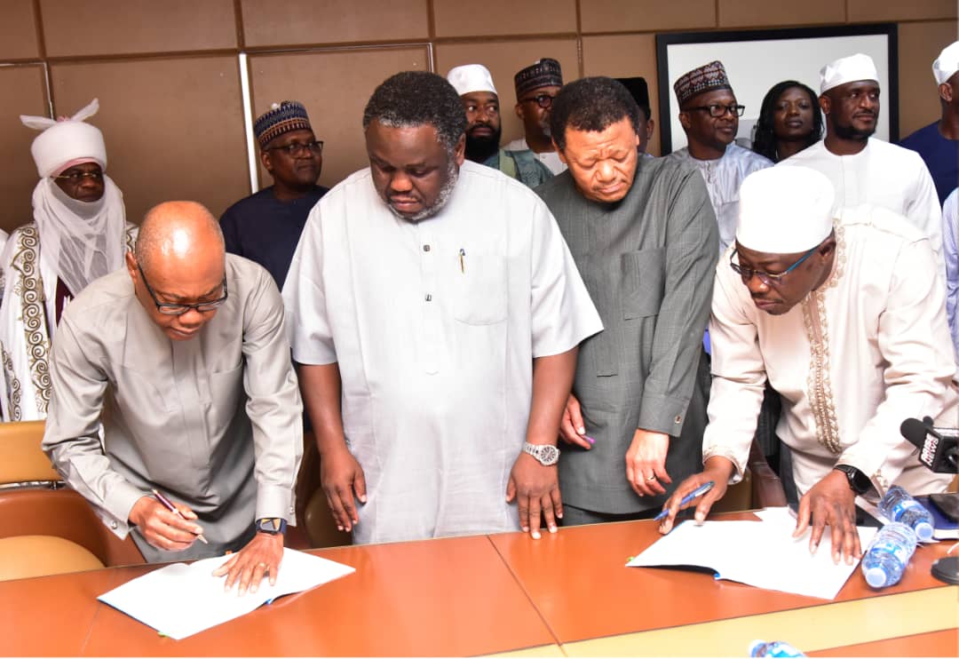 Photos: Dangote Rice and Niger Foods sign ₦1.8tn MoU in Lagos