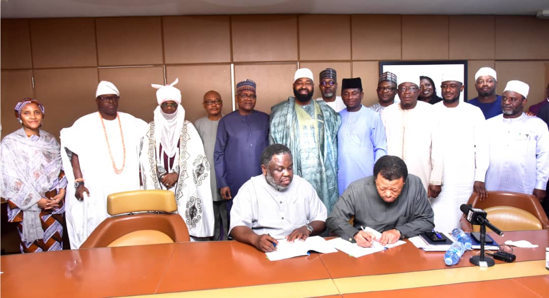 Photos: Dangote Rice and Niger Foods sign ₦1.8tn MoU in Lagos