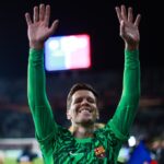 Official: Wojciech Szczęsny extends contract at Barcelona until 2027