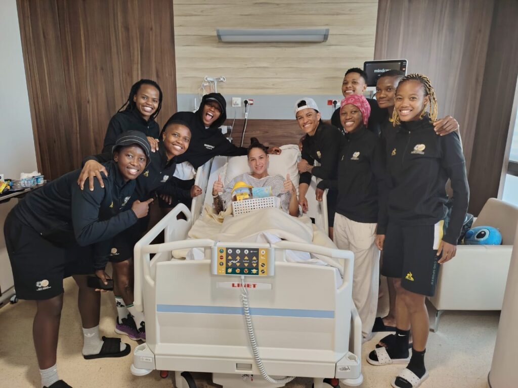 Photos: Banyana Banyana players and staff visit injured midfielder Salgado