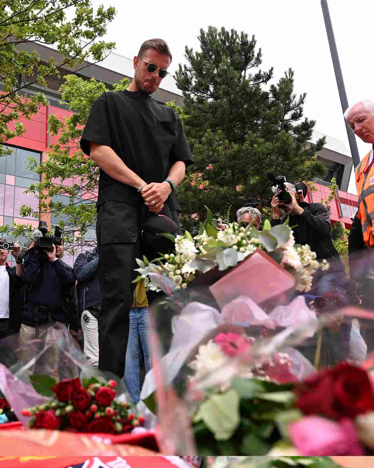 Former Liverpool player, Jordan Henderson, visits Anfield to pay respects to former teammate and friend, Diogo Jota