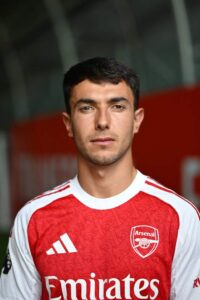 Official: Arsenal signs midfielder Martin Zubimendi
