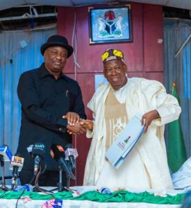 President Tinubu appoints Ganduje as Head of Board of FAAN