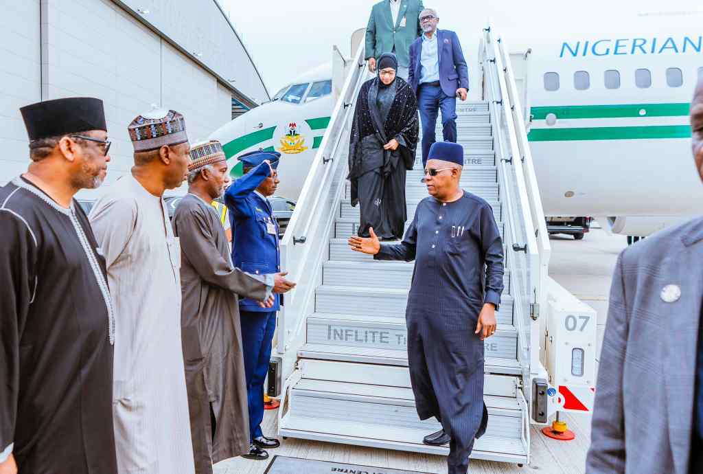 Shettima and Gbajabiamila arrive in London to accompany Buhari’s body back to Nigeria