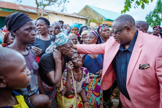 Plateau Governor Mutfwang visits Tahos Village where ‘brutal’ attack claimed innocent lives
