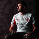 Official: AC Milan signs Italian goalkeeper Pietro Terracciano