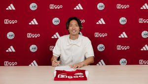 Ajax signs defender Ko Itakura