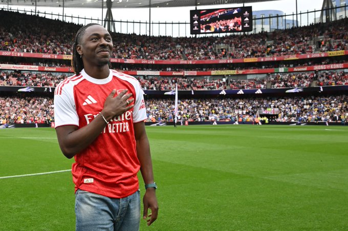 Arsenal complete signing of Eberechi Eze on a long-term contract