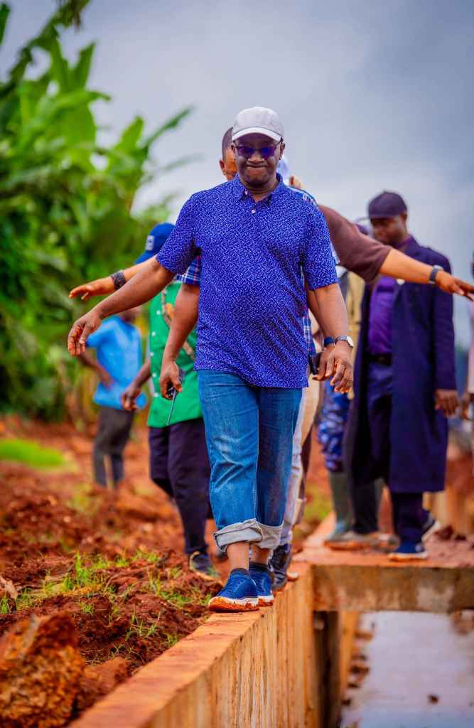 Okpebholo inspect bad roads inherited from past administration