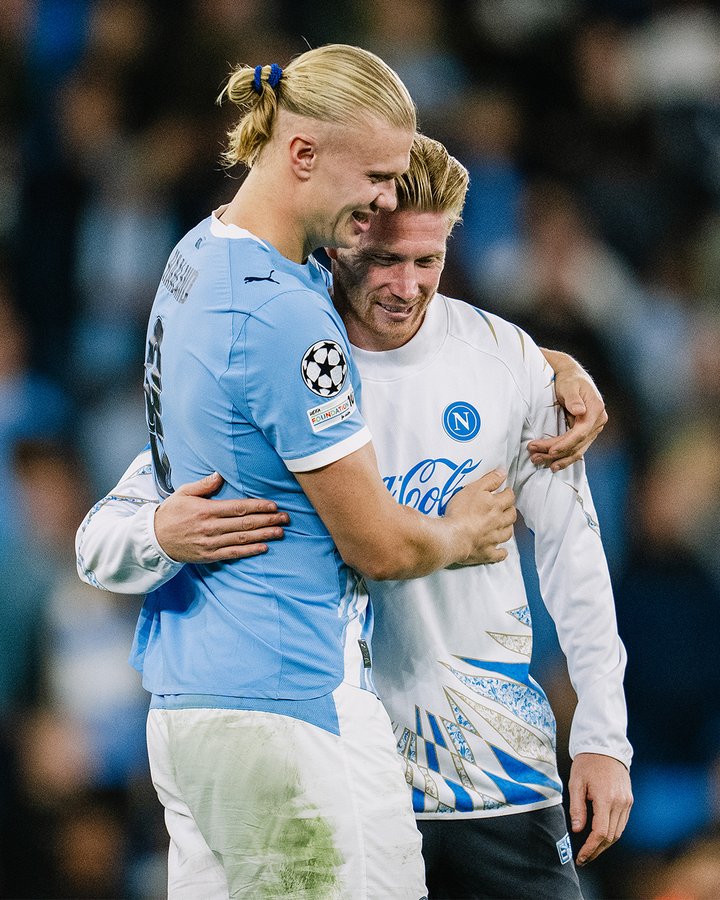 Manchester City goalscorer, Erling Haaland, reunites with former teammate, Kevin De Bruyne, who departed the Etihad Stadium after ten (10) years of service