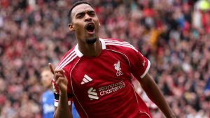 Liverpool remain perfect in Premier League after 2-1 win over Everton