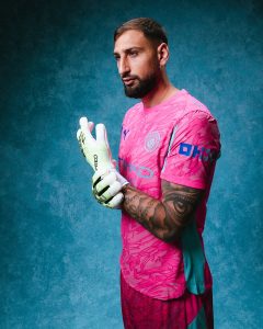 Manchester City sign goalkeeper Gianluigi Donnarumma
