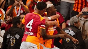 Osimhen inspires Galatasaray to 3-1 comeback win against Goztepe