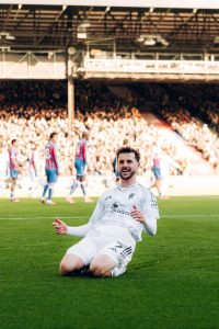 Crystal Palace 1-2 Manchester United: Mason Mount completes comeback win for Amorim's Reds