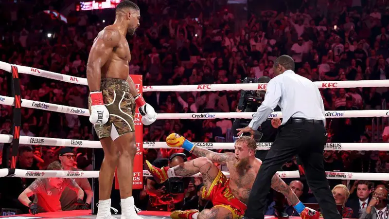 Anthony Joshua grateful to '33 million' supporters after 'massive' win against Jake Paul 2 Anthony Joshua grateful to ’33 million’ supporters after ‘massive’ win against Jake Paul