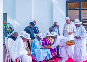 Photos: President Tinubu receives Eyo Festival organizers at his residence in Lagos