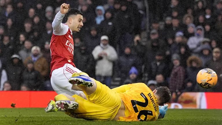 Arsenal ease through Portsmouth 4-1 in FA Cup at Fratton Park 1 Arsenal ease through Portsmouth 4-1 in FA Cup at Fratton Park