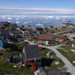 ‘Unacceptable’: ‘Applying tariffs on allies is completely wrong’ – Starmer and Macron to Trump on Greenland