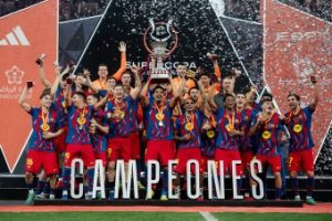 Barcelona beat Real Madrid 3-2 in El Clasico to retain Spanish Super Cup