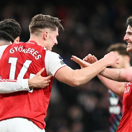 Arsenal move nine points clear atop with 3-0 win over Sunderland