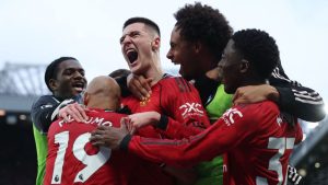 Manchester United 3-2 Fulham: Sesko scores winner as Carrick records third straight Premier League win