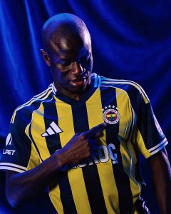 Official: N'golo Kante has signed for Fenerbahçe